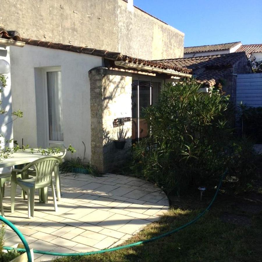 Maison Charmante A Sainte-Marie-De-Re Avec Terrasse Exterior foto